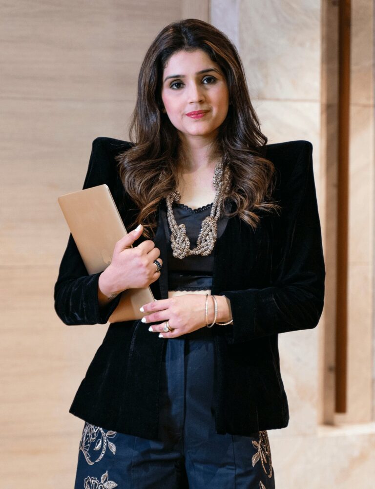 Dia Vaswani photo